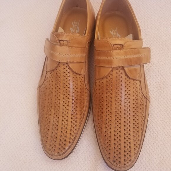Men's New leather perforated loafers. - Picture 3 of 5